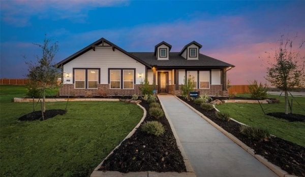 1400 Cedar Trail, Azle, TX 76020, 4 Bedrooms Bedrooms, ,2 BathroomsBathrooms,Residential,For Sale,1400 Cedar Trail,20869582