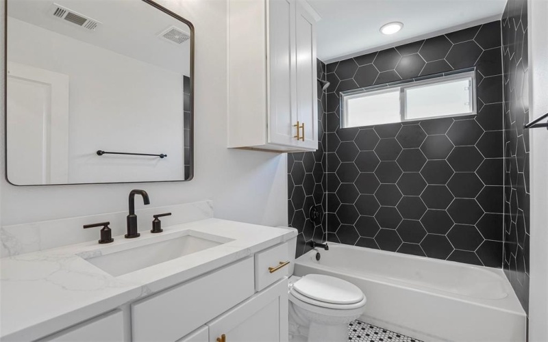 115 N Normandale Street, White Settlement, TX 76108, 4 Bedrooms Bedrooms, ,2 BathroomsBathrooms,Residential,For Sale,115 N Normandale Street,20869625