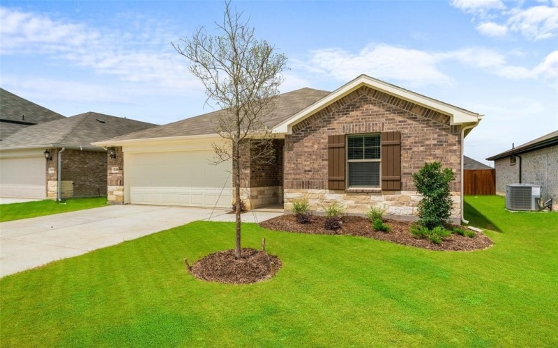 240 Sugarlands Drive, Greenville, TX 75402, 4 Bedrooms Bedrooms, ,3 BathroomsBathrooms,Residential,For Sale,240 Sugarlands Drive,20869762