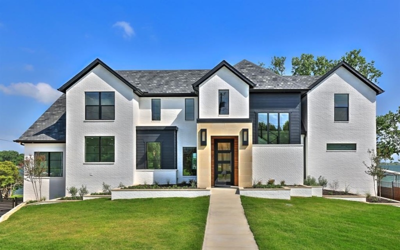 1733 E Lake Drive, Weatherford, TX 76087, 3 Bedrooms Bedrooms, ,3 BathroomsBathrooms,Residential,For Sale,1733 E Lake Drive,20869764