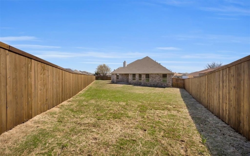 1000 James Donald Lane, Glenn Heights, TX 75154, 4 Habitaciones Habitaciones , ,2 BañosBaños,Residential,En Venta,1000 James Donald Lane,20869857