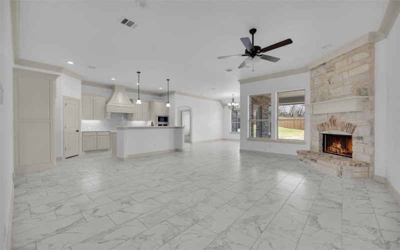 1000 James Donald Lane, Glenn Heights, TX 75154, 4 Habitaciones Habitaciones , ,2 BañosBaños,Residential,En Venta,1000 James Donald Lane,20869857