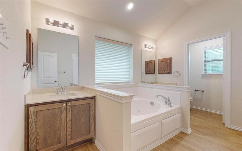 1704 Tobin Drive, Seagoville, TX 75159, 4 Bedrooms Bedrooms, ,2 BathroomsBathrooms,Residential Lease,For Rent,1704 Tobin Drive,20867447