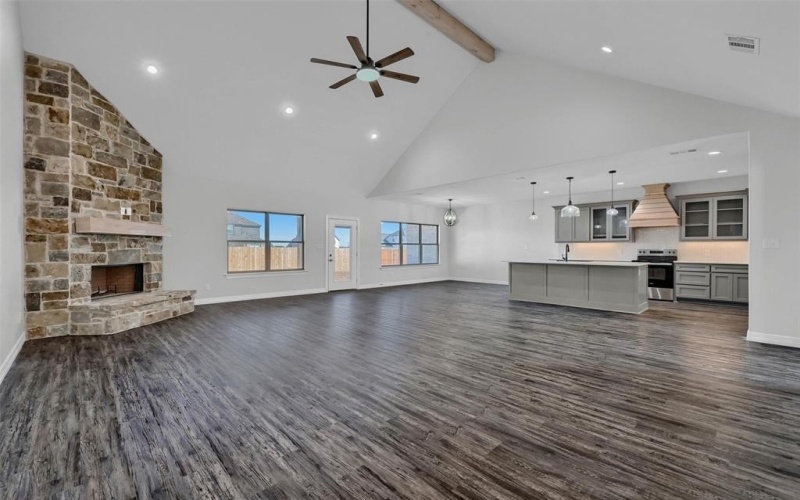 901 Shirley Jean Lane, Collinsville, TX 76233, 4 Habitaciones Habitaciones , ,3 BañosBaños,Residential,En Venta,901 Shirley Jean Lane,20867534