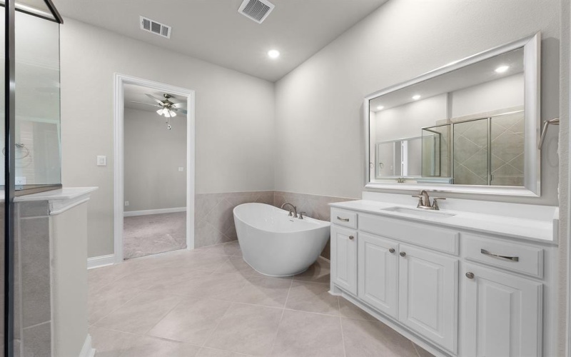 105 Deep Water Court, Heath, TX 75032, 3 Bedrooms Bedrooms, ,2 BathroomsBathrooms,Residential,For Sale,105 Deep Water Court,20870028