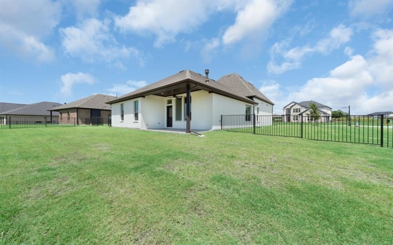 105 Deep Water Court, Heath, TX 75032, 3 Bedrooms Bedrooms, ,2 BathroomsBathrooms,Residential,For Sale,105 Deep Water Court,20870028