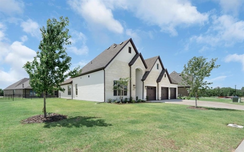 105 Deep Water Court, Heath, TX 75032, 3 Bedrooms Bedrooms, ,2 BathroomsBathrooms,Residential,For Sale,105 Deep Water Court,20870028