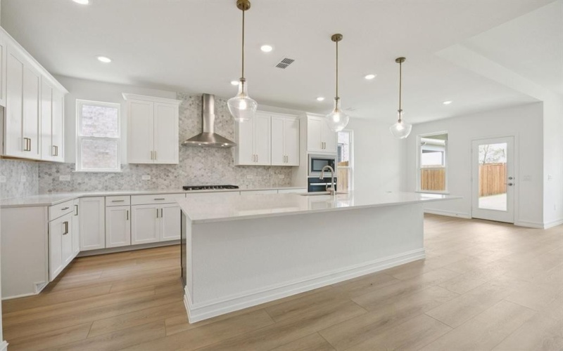 3913 Havelock Lane, McKinney, TX 75071, 5 Bedrooms Bedrooms, ,5 BathroomsBathrooms,Residential,For Sale,3913 Havelock Lane,20870074