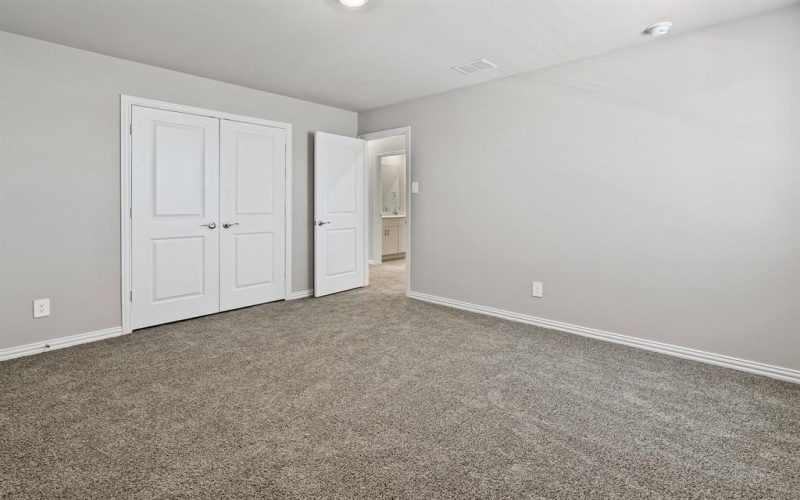 325 Canyon Oaks Drive, Greenville, TX 75402, 5 Habitaciones Habitaciones , ,3 BañosBaños,Residential,En Venta,325 Canyon Oaks Drive,20867617