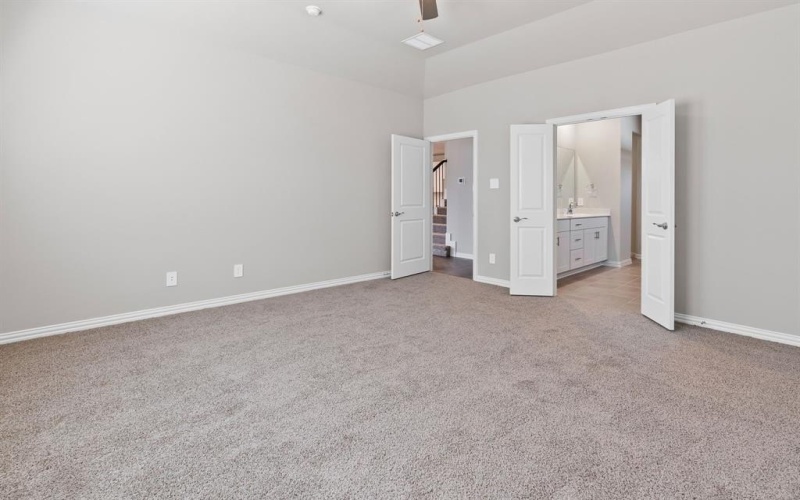 325 Canyon Oaks Drive, Greenville, TX 75402, 5 Habitaciones Habitaciones , ,3 BañosBaños,Residential,En Venta,325 Canyon Oaks Drive,20867617