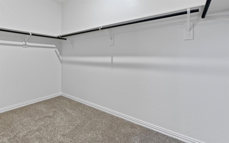 325 Canyon Oaks Drive, Greenville, TX 75402, 5 Habitaciones Habitaciones , ,3 BañosBaños,Residential,En Venta,325 Canyon Oaks Drive,20867617