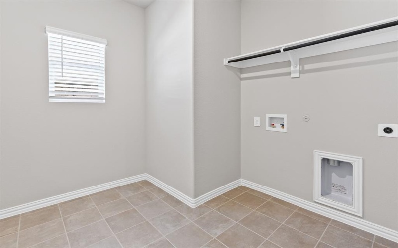 325 Canyon Oaks Drive, Greenville, TX 75402, 5 Habitaciones Habitaciones , ,3 BañosBaños,Residential,En Venta,325 Canyon Oaks Drive,20867617