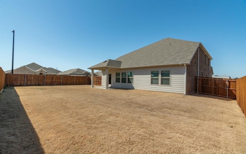 325 Canyon Oaks Drive, Greenville, TX 75402, 5 Habitaciones Habitaciones , ,3 BañosBaños,Residential,En Venta,325 Canyon Oaks Drive,20867617