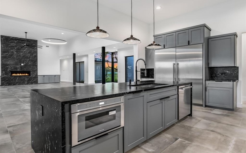 172 Westgate Loop, Horseshoe Bay, TX 78657, 4 Bedrooms Bedrooms, ,3 BathroomsBathrooms,Residential,For Sale,172 Westgate Loop,20867647