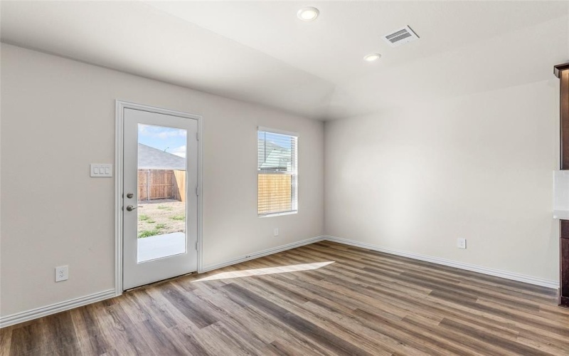 125 Lost Creek Trail, Greenville, TX 75402, 3 Habitaciones Habitaciones , ,2 BañosBaños,Residential,En Venta,125 Lost Creek Trail,20870154