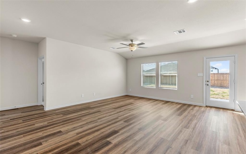 125 Lost Creek Trail, Greenville, TX 75402, 3 Habitaciones Habitaciones , ,2 BañosBaños,Residential,En Venta,125 Lost Creek Trail,20870154
