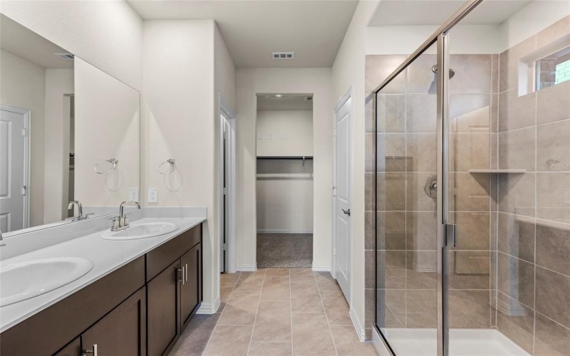 125 Lost Creek Trail, Greenville, TX 75402, 3 Habitaciones Habitaciones , ,2 BañosBaños,Residential,En Venta,125 Lost Creek Trail,20870154