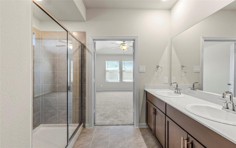 125 Lost Creek Trail, Greenville, TX 75402, 3 Habitaciones Habitaciones , ,2 BañosBaños,Residential,En Venta,125 Lost Creek Trail,20870154
