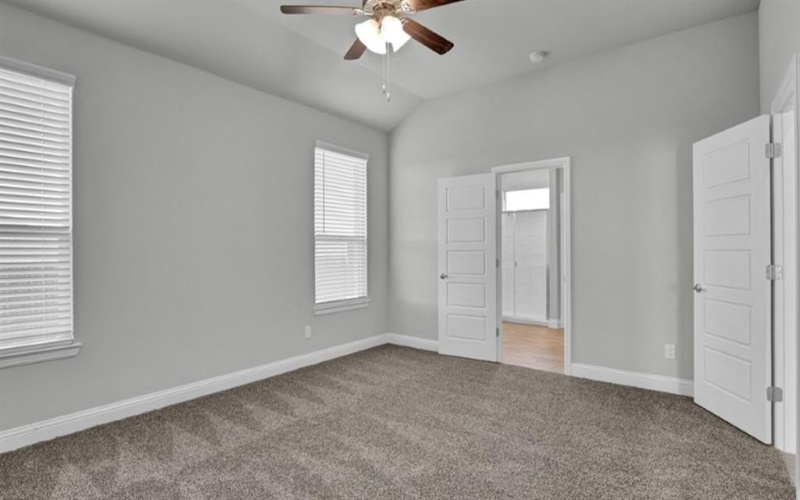 8708 RED OAK Drive, Justin, TX 76247, 5 Bedrooms Bedrooms, ,3 BathroomsBathrooms,Residential,For Sale,8708 RED OAK Drive,20867662