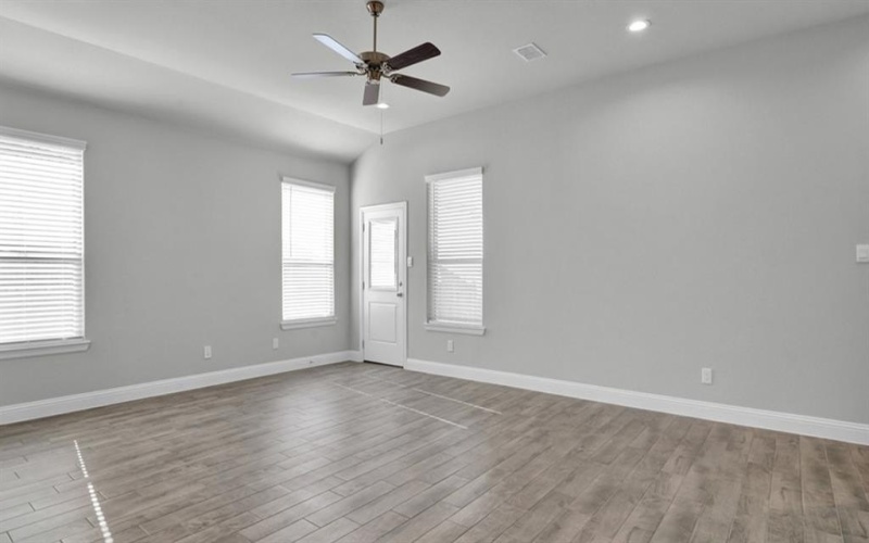 8708 RED OAK Drive, Justin, TX 76247, 5 Bedrooms Bedrooms, ,3 BathroomsBathrooms,Residential,For Sale,8708 RED OAK Drive,20867662