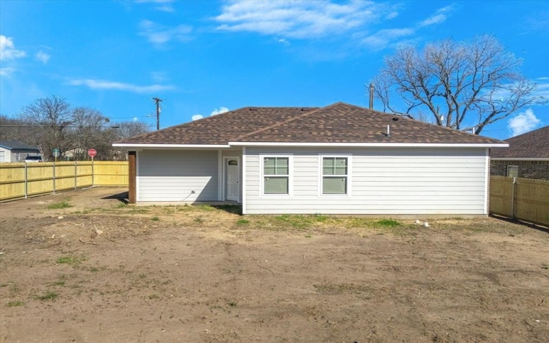 801 E Tyler Street, Ennis, TX 75119, 3 Bedrooms Bedrooms, ,2 BathroomsBathrooms,Residential,For Sale,801 E Tyler Street,20870230
