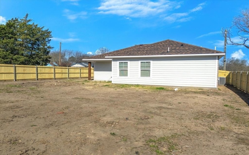 801 E Tyler Street, Ennis, TX 75119, 3 Bedrooms Bedrooms, ,2 BathroomsBathrooms,Residential,For Sale,801 E Tyler Street,20870230