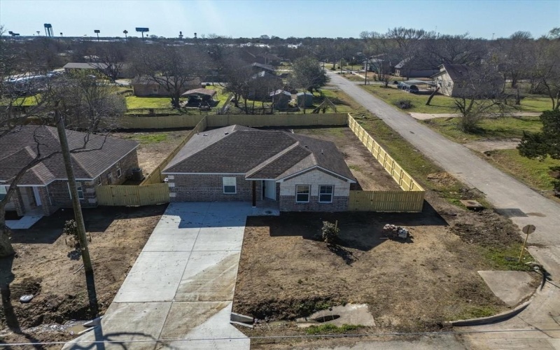 801 E Tyler Street, Ennis, TX 75119, 3 Bedrooms Bedrooms, ,2 BathroomsBathrooms,Residential,For Sale,801 E Tyler Street,20870230