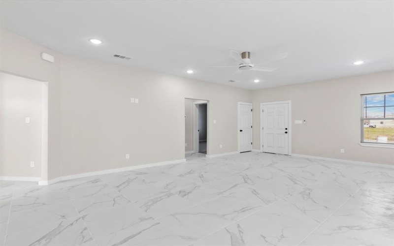 801 E Tyler Street, Ennis, TX 75119, 3 Bedrooms Bedrooms, ,2 BathroomsBathrooms,Residential,For Sale,801 E Tyler Street,20870230