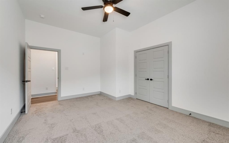202 N Edward Street, Quinlan, TX 75474, 5 Habitaciones Habitaciones , ,3 BañosBaños,Residential,En Venta,202 N Edward Street,20868014