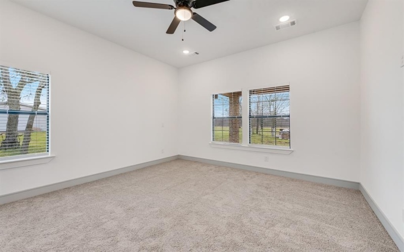 202 N Edward Street, Quinlan, TX 75474, 5 Habitaciones Habitaciones , ,3 BañosBaños,Residential,En Venta,202 N Edward Street,20868014