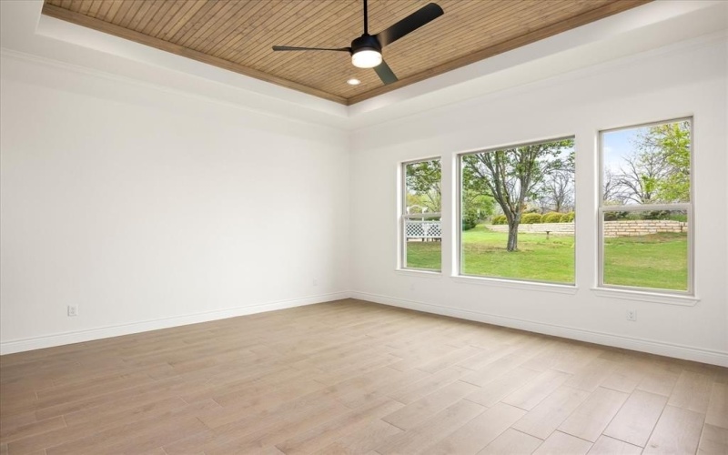 10115 Ravenswood Road, Granbury, TX 76049, 4 Bedrooms Bedrooms, ,2 BathroomsBathrooms,Residential,For Sale,10115 Ravenswood Road,20868057