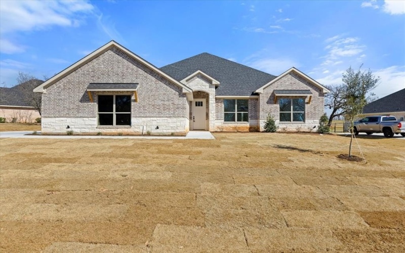 10115 Ravenswood Road, Granbury, TX 76049, 4 Bedrooms Bedrooms, ,2 BathroomsBathrooms,Residential,For Sale,10115 Ravenswood Road,20868057