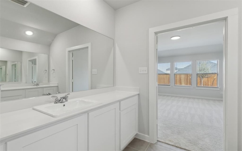 330 Bond Street, Greenville, TX 75402, 3 Habitaciones Habitaciones , ,2 BañosBaños,Residential,En Venta,330 Bond Street,20868147