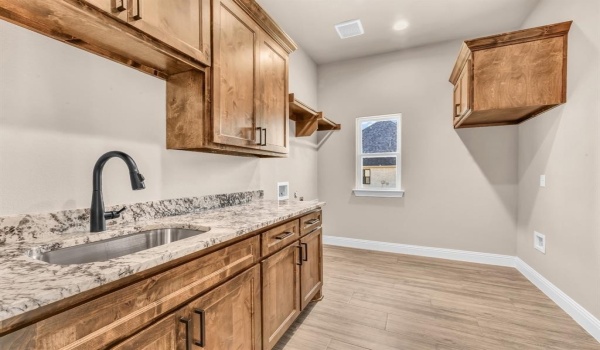 604 Gatlin Pass, Azle, TX 76020, 4 Bedrooms Bedrooms, ,2 BathroomsBathrooms,Residential,For Sale,604 Gatlin Pass,20868166