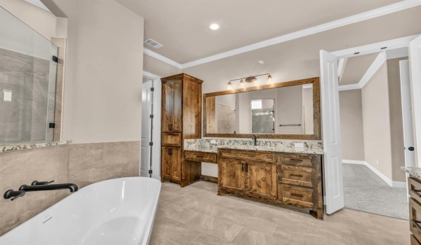 604 Gatlin Pass, Azle, TX 76020, 4 Bedrooms Bedrooms, ,2 BathroomsBathrooms,Residential,For Sale,604 Gatlin Pass,20868166