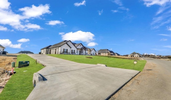 604 Gatlin Pass, Azle, TX 76020, 4 Bedrooms Bedrooms, ,2 BathroomsBathrooms,Residential,For Sale,604 Gatlin Pass,20868166
