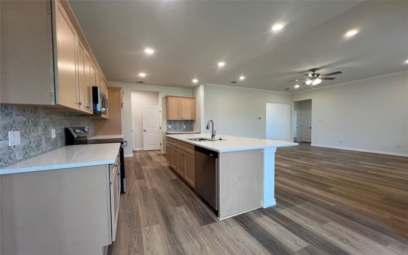107 Cooper Drive, Cleburne, TX 76031, 3 Bedrooms Bedrooms, ,2 BathroomsBathrooms,Residential,For Sale,107 Cooper Drive,20868421