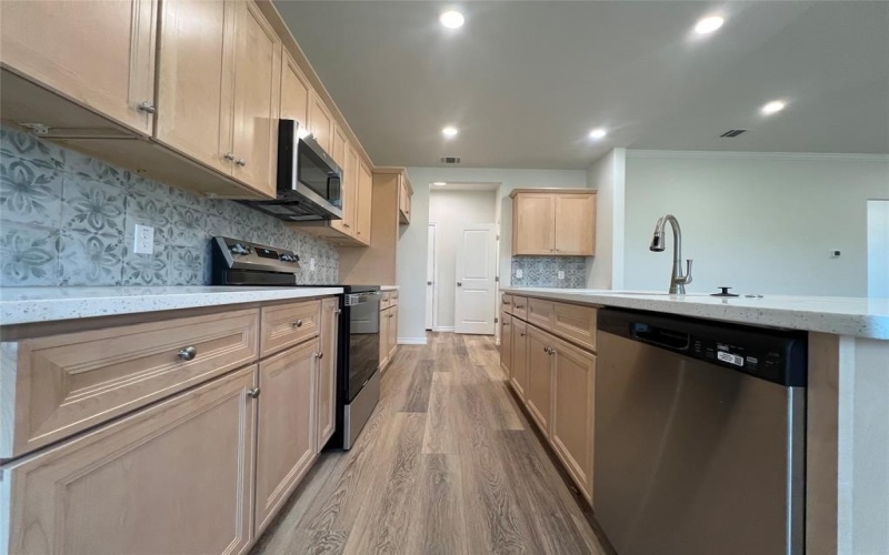 107 Cooper Drive, Cleburne, TX 76031, 3 Bedrooms Bedrooms, ,2 BathroomsBathrooms,Residential,For Sale,107 Cooper Drive,20868421