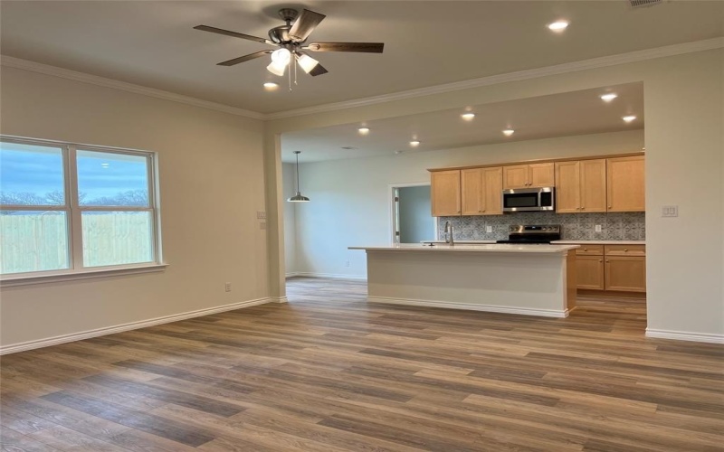 107 Cooper Drive, Cleburne, TX 76031, 3 Bedrooms Bedrooms, ,2 BathroomsBathrooms,Residential,For Sale,107 Cooper Drive,20868421