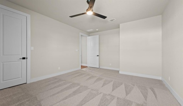 1415 Julian Drive, Van Alstyne, TX 75495, 4 Bedrooms Bedrooms, ,3 BathroomsBathrooms,Residential,For Sale,1415 Julian Drive,20868458