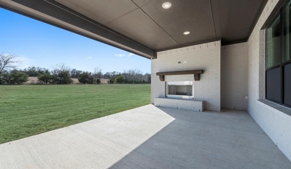 1415 Julian Drive, Van Alstyne, TX 75495, 4 Bedrooms Bedrooms, ,3 BathroomsBathrooms,Residential,For Sale,1415 Julian Drive,20868458