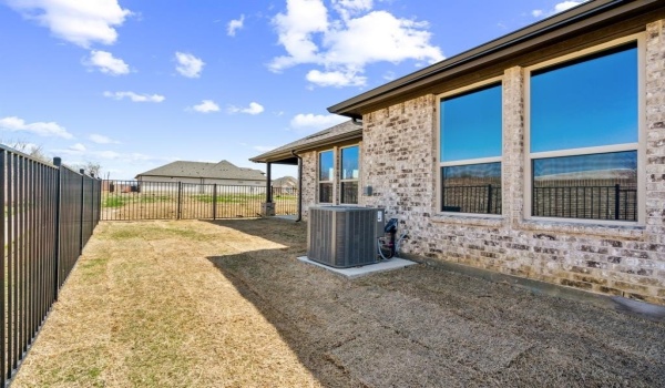 3601 Esplanade Drive, Little Elm, TX 75068, 2 Bedrooms Bedrooms, ,2 BathroomsBathrooms,Residential,For Sale,3601 Esplanade Drive,20871414