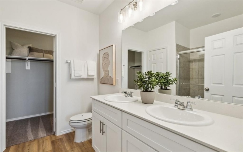16120 Isles Drive, Fort Worth, TX 76052, 5 Bedrooms Bedrooms, ,3 BathroomsBathrooms,Residential,For Sale,16120 Isles Drive,20871457