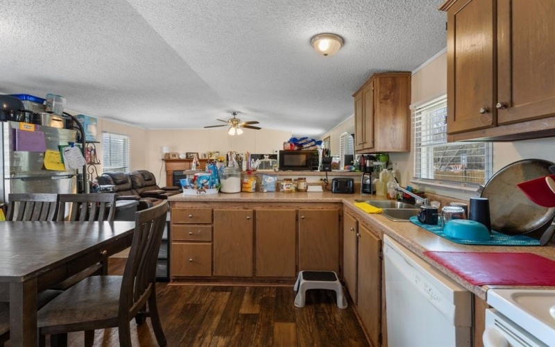 1495 County Road 4224, Troup, TX 75789, 3 Bedrooms Bedrooms, ,2 BathroomsBathrooms,Residential,For Sale,1495 County Road 4224,20871480