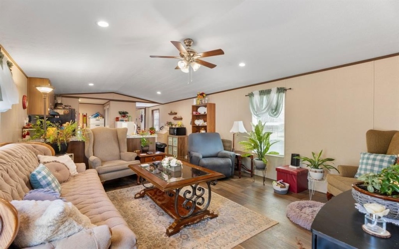 1495 County Road 4224, Troup, TX 75789, 3 Bedrooms Bedrooms, ,2 BathroomsBathrooms,Residential,For Sale,1495 County Road 4224,20871480