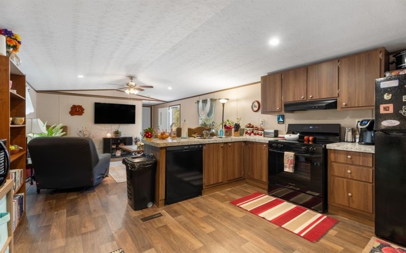 1495 County Road 4224, Troup, TX 75789, 3 Bedrooms Bedrooms, ,2 BathroomsBathrooms,Residential,For Sale,1495 County Road 4224,20871480
