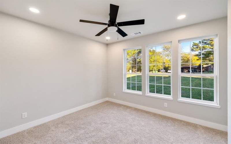 4890 S Theresa, Denison, TX 75020, 4 Bedrooms Bedrooms, ,3 BathroomsBathrooms,Residential,For Sale,4890 S Theresa,20871735
