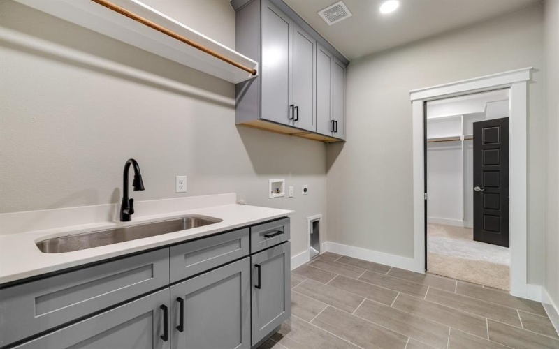 4890 S Theresa, Denison, TX 75020, 4 Bedrooms Bedrooms, ,3 BathroomsBathrooms,Residential,For Sale,4890 S Theresa,20871735