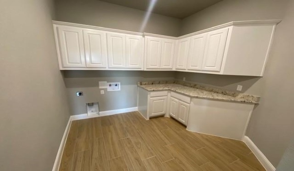 1046 Katie Court, Reno, TX 76020, 3 Bedrooms Bedrooms, ,2 BathroomsBathrooms,Residential,For Sale,1046 Katie Court,20871769