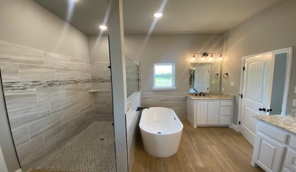 1046 Katie Court, Reno, TX 76020, 3 Bedrooms Bedrooms, ,2 BathroomsBathrooms,Residential,For Sale,1046 Katie Court,20871769